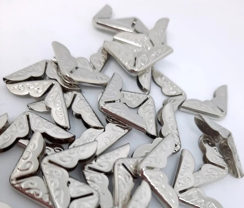 Silvery tone vintage - silvery,